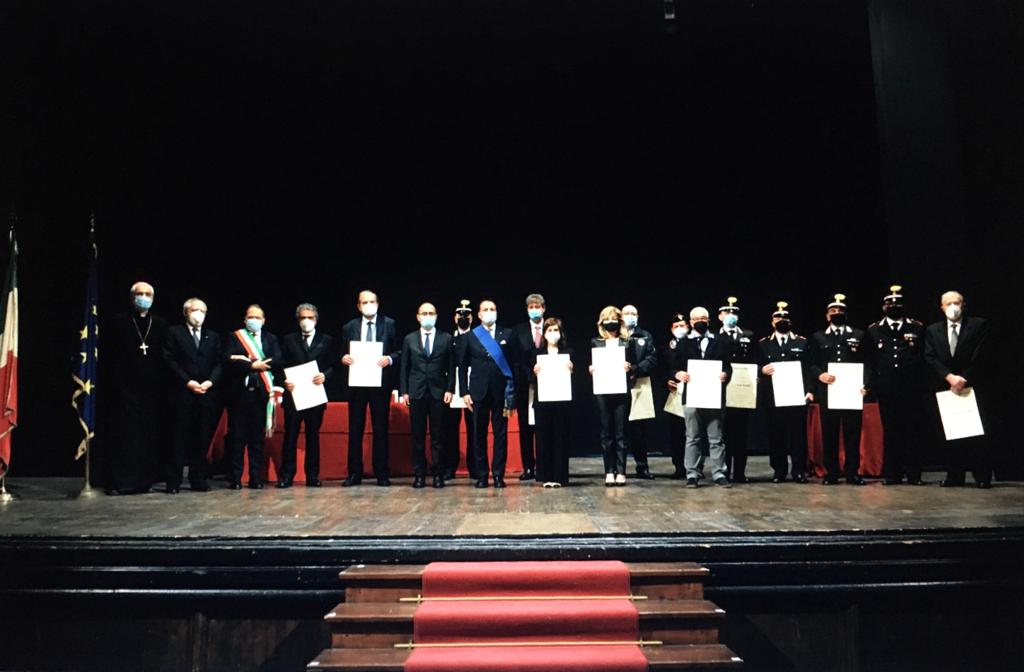 Tutti gli insigniti di onorificenze premiati al Civico