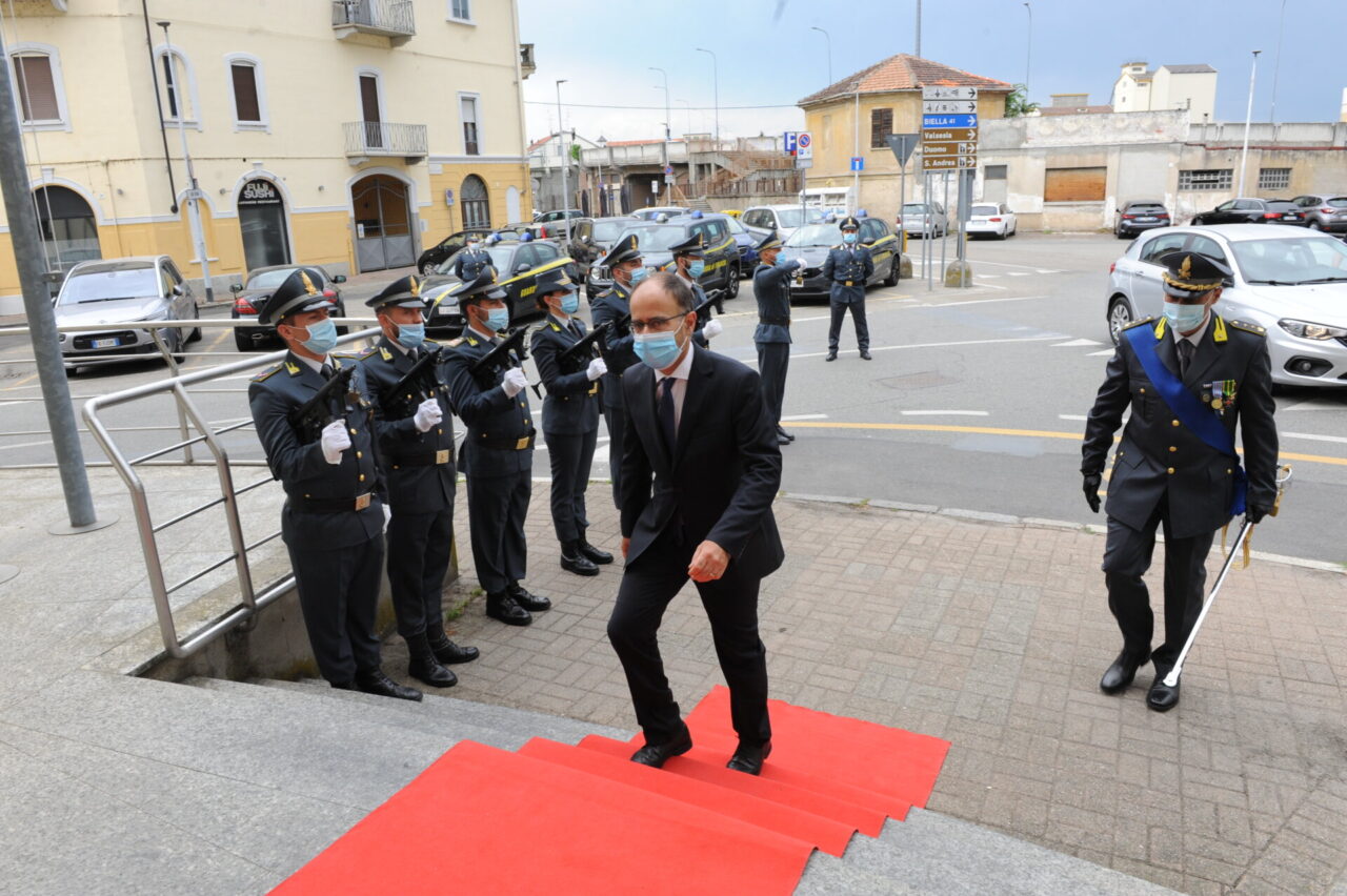 Bilancio GdF 2020: nel mirino oltre 28 milioni di frodi, sequestrate 930.000 mascherine