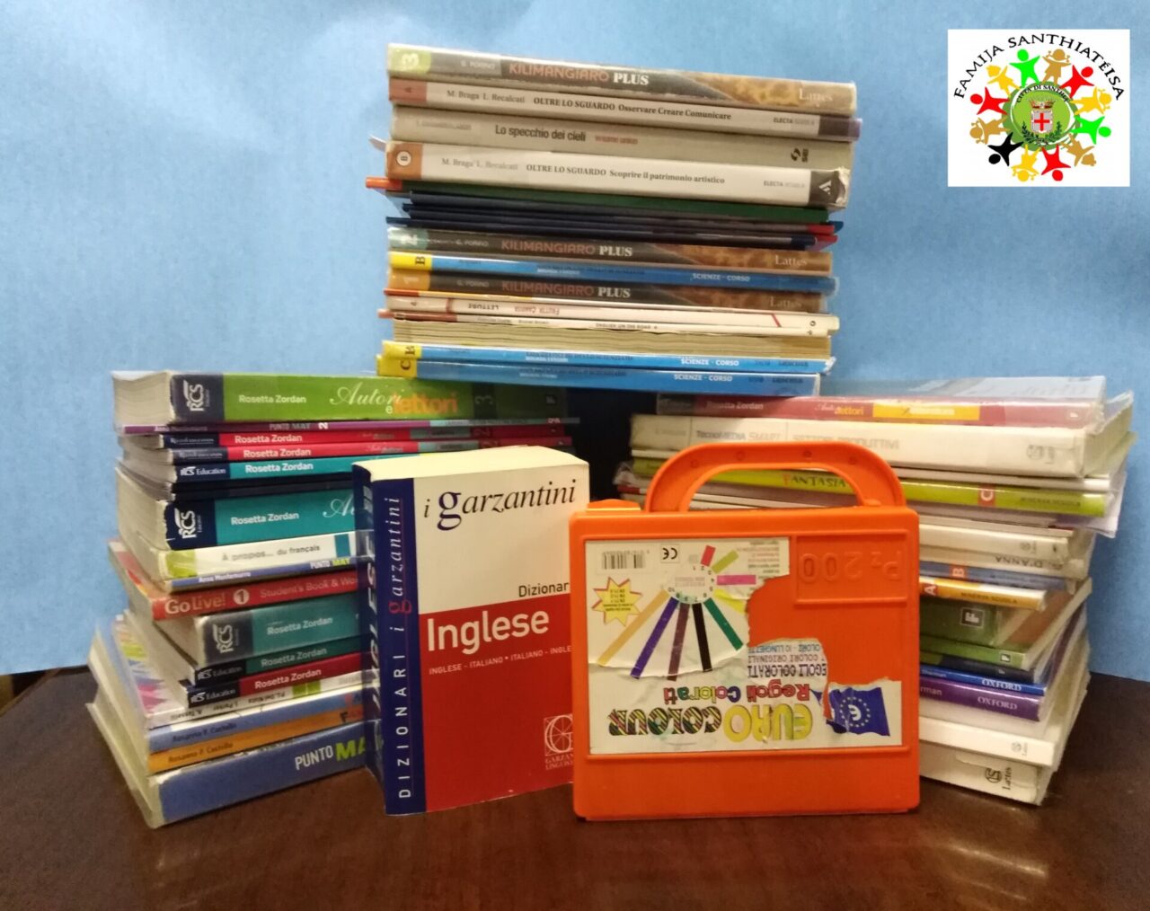 Torna “Un libro per tutti”: raccolta benefica materiale scolastico