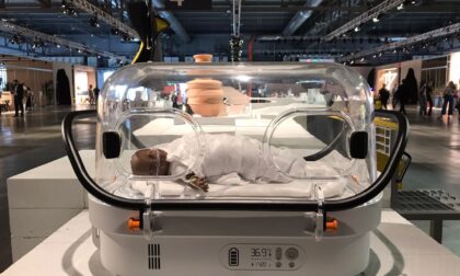 Supersalone 2021, non solo arredi: viaggio tra gli oggetti più strani al mondo. C'è anche l'incubatrice che funziona senza elettricità...