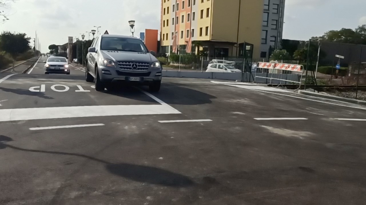 passaggio auto sindaco