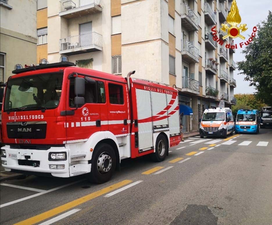 Si ferisce cadendo in casa: persona soccorsa dai Vigili del Fuoco