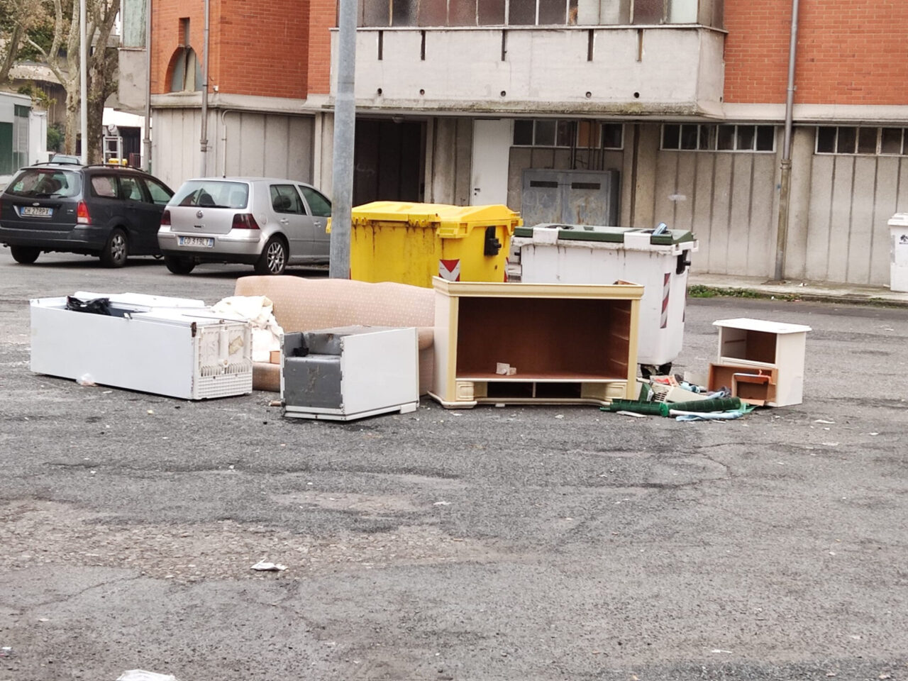 Nulla è cambiato per la piazzetta del rione Concordia