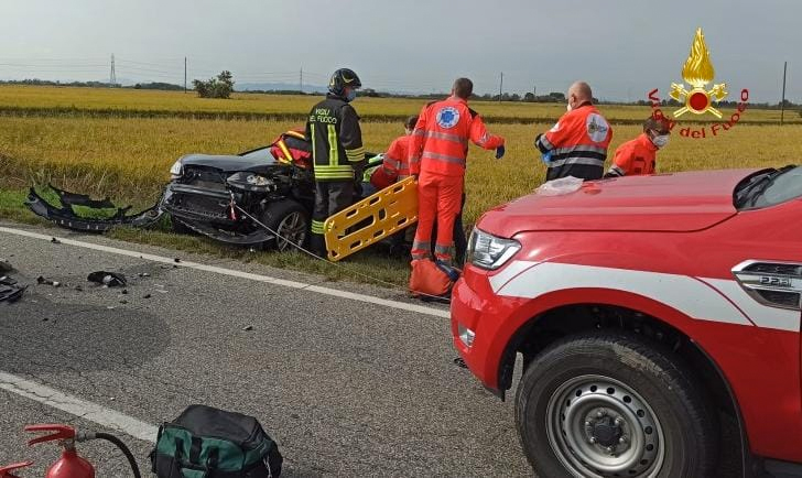 Frontale in strada Asigliano: nessun ferito grave