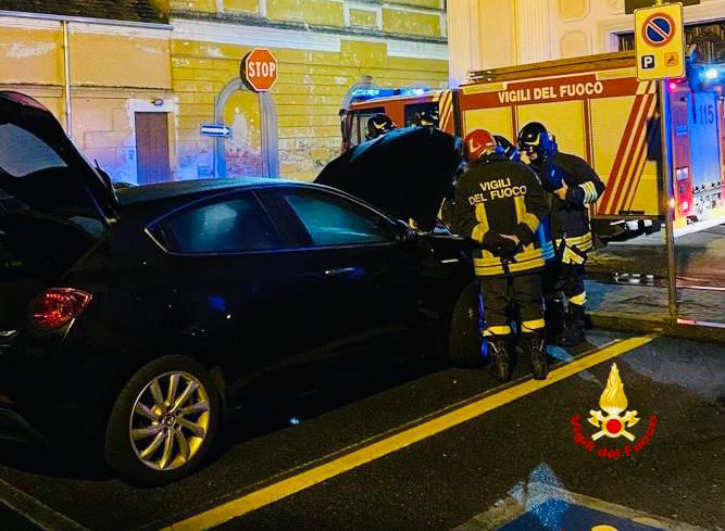 Fuga di gas da auto-gpl a Santhià