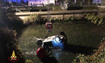 Auto nel canale a Tronzano un ferito in condizioni gravissime