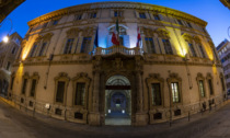 Palazzo Lascaris si tinge di blu per la Giornata mondiale dei diritti dei bambini