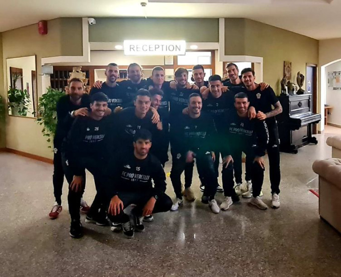 Questa mattina la squadra della Pro Vercelli ha lasciato il Modo Hotel