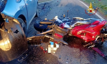 Tragedia a Caresana: due morti in incidente stradale