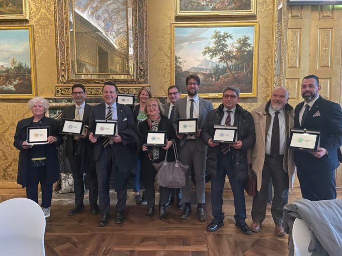 “Vivi Santhià”, presentato il logo del distretto del commercio a Palazzo Madama