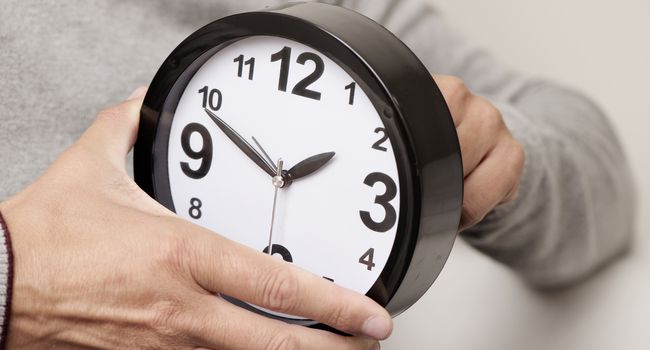 Stanotte torna l’ora solare: lancette indietro di 60 minuti