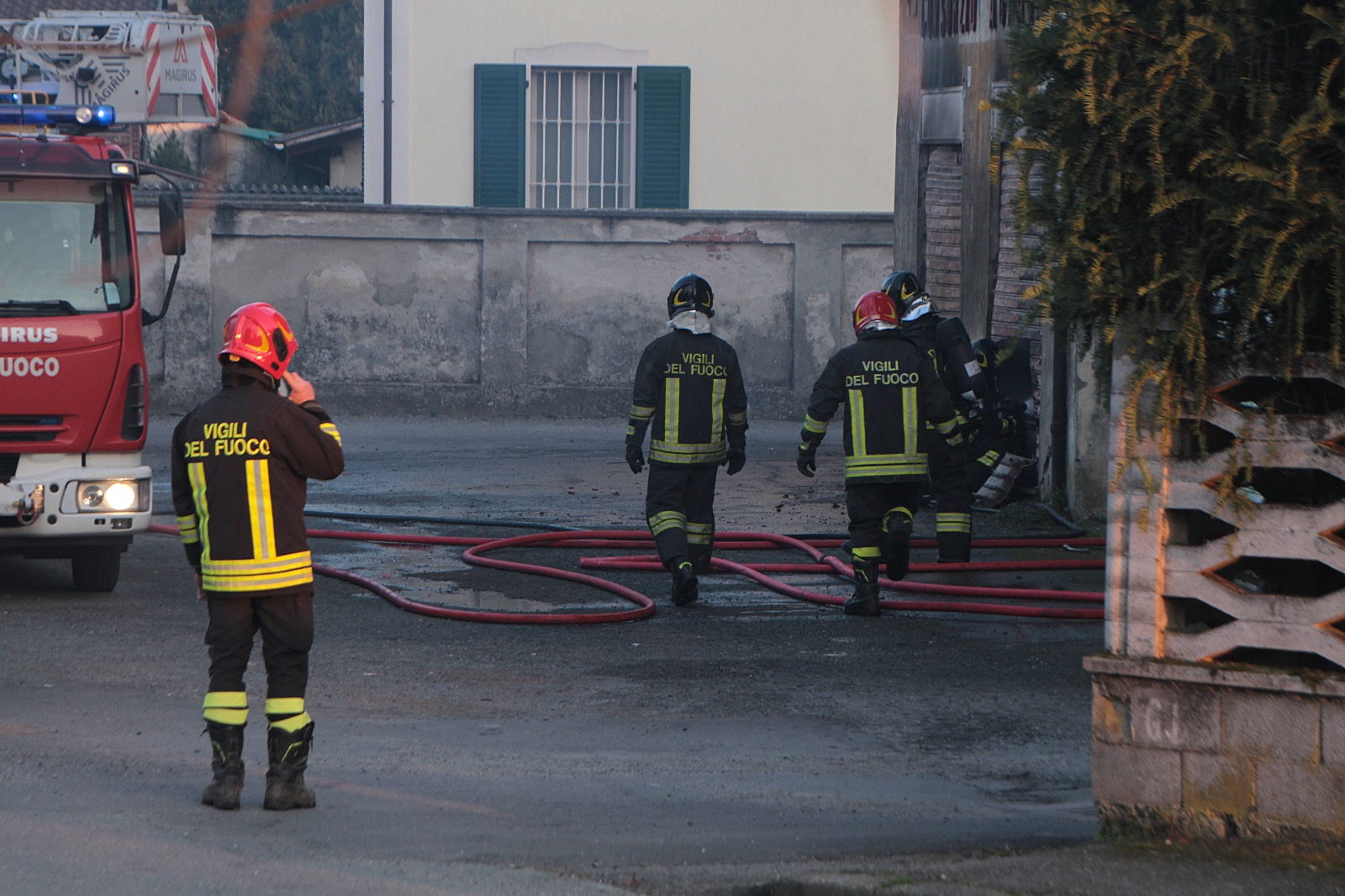 tronzano1 incendio