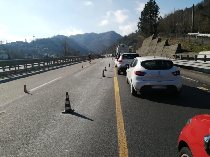 Non prendete la A26 bloccata in direzione Genova