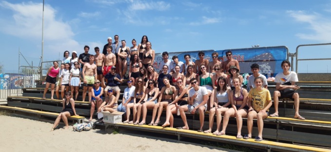 Torneo di beach volley a Cesenatico per gli studenti del Liceo Classico