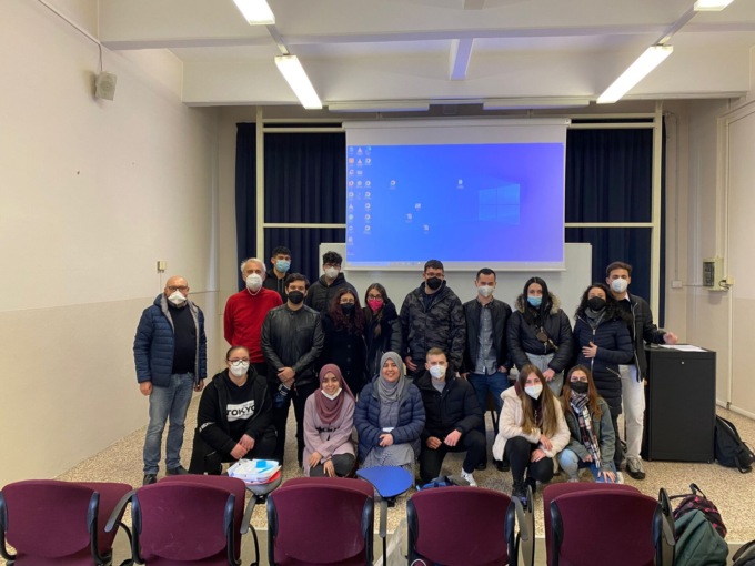 Imparare a gestire i pazienti: utile lezione in Università per Odonto e Ottici Ipsia