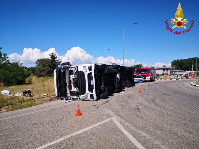 Greggio: scontro sull’A4, tre persone coinvolte