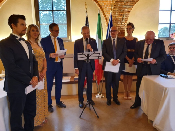 Il Lions Club Vercelli festeggia la Charter Night 2022 con il Passaggio della Campana
