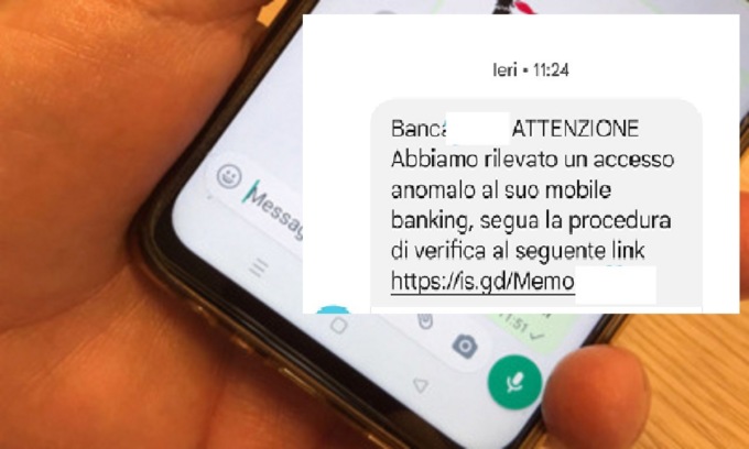 Cercano di fregargli i soldi via Sms: la denuncia di un lettore