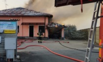 Auto in fiamme in un garage a Borgo Vercelli