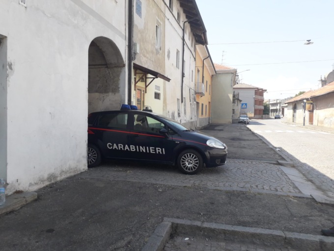 Tronzano: ucciso a colpi di arma da fuoco 32enne marocchino