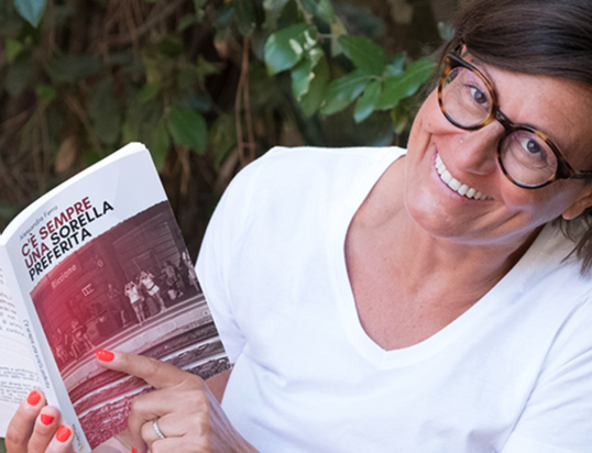 La scrittrice vercellese Alessandra Ferro al Festival “Libri nel Borgo Antico”