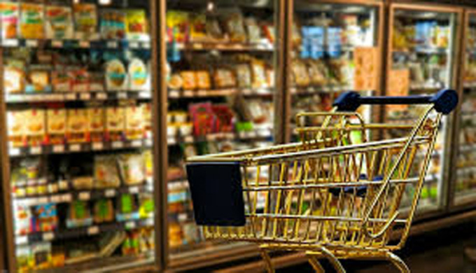 A Santhià la carta solidale per 89 famiglie