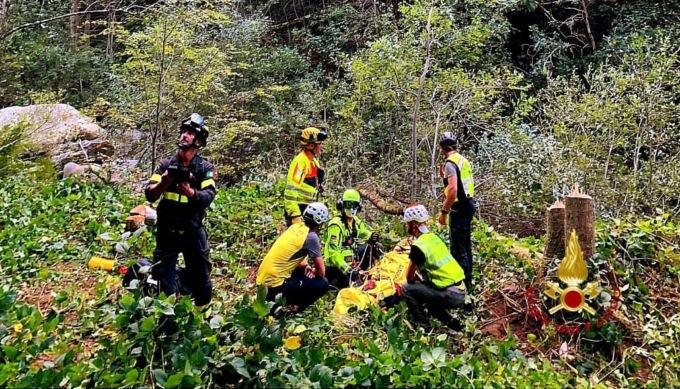 Cercatore di funghi infortunato e disperso salvato in Valsesia