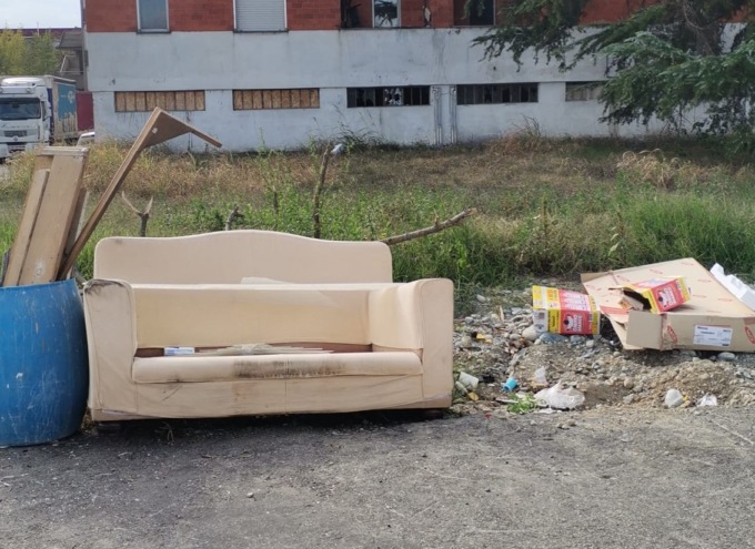 Via Egitto: ritorna la discarica