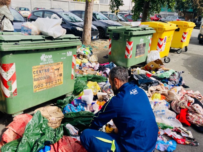 Rifiuti di Corso Abbiate: fulmineo intervento dei vigili, indentificati due responsabili