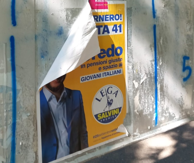 Vercelli-“Atti vandalici ai manifesti della Lega”
