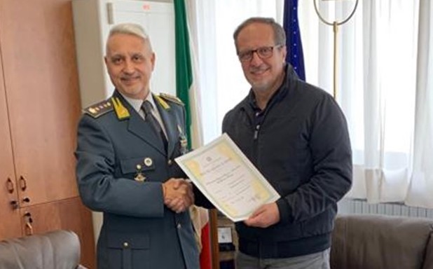 Agostino Giacomantonio: quarant’anni di servizio nelle fiamme gialle