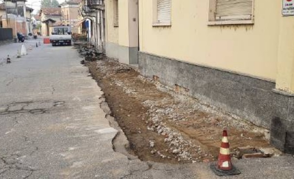 Asigliano: polemiche “social” per i cantieri in paese