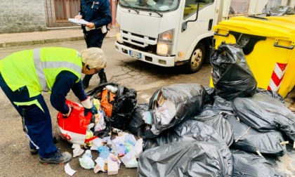 Rifiuti abbandonati a Vercelli: individuati i trasgressori