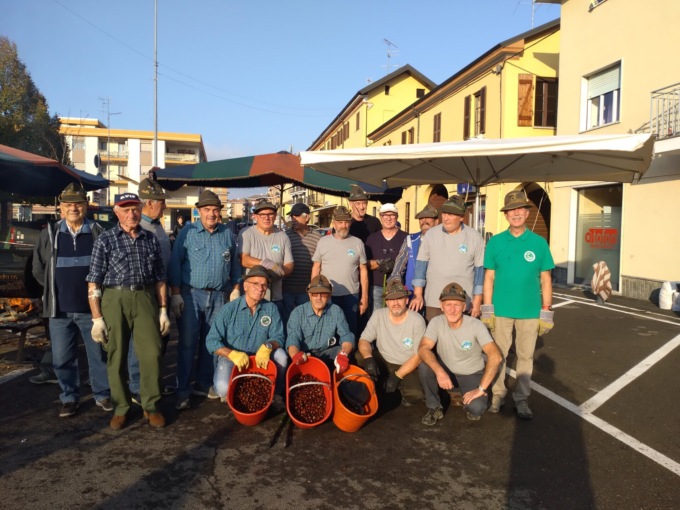Cento candeline per il Gruppo Alpini di Santhià