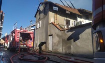 Incendio di un' abitazione a Saluggia: una persona al Cto per le ustioni
