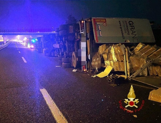 Incidente a Santhià: coinvolto un mezzo pesante
