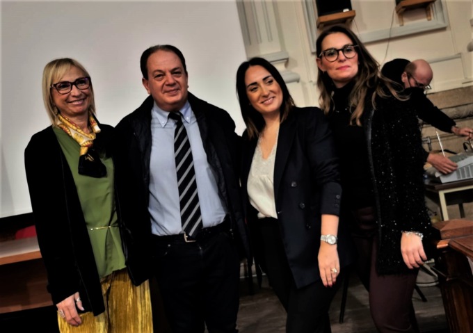 Violenza sulle donne: un convegno all’Istituto Cavour
