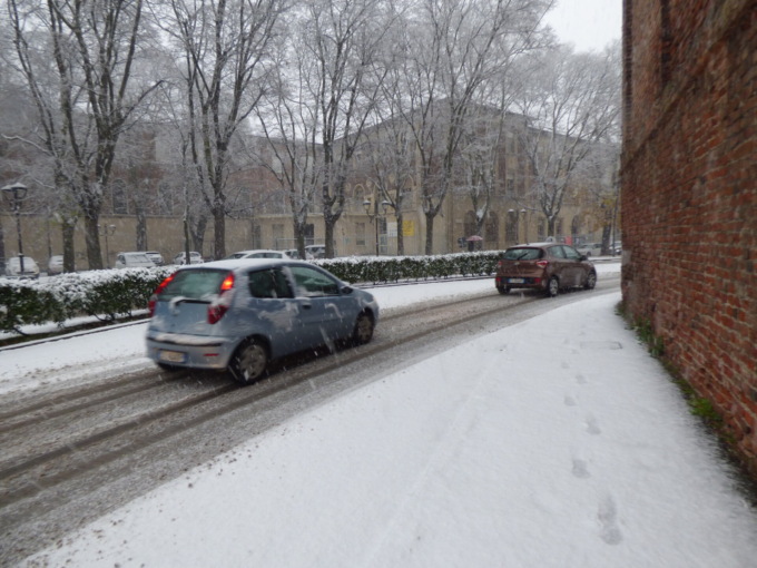 Nevicata: strade provinciali non pulite, diversi incidenti