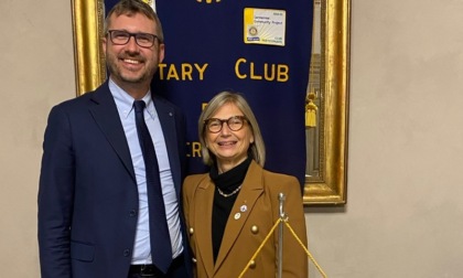 Rotary Club Vercelli: un incontro su democrazia e nuovi media