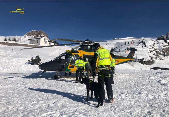 La Guardia di Finanza di Alagna ha salvato 31 persone