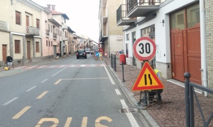 Disagi alla viabilità e alla zona parcheggi a Borgo d'Ale