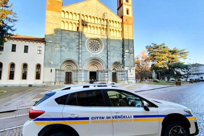 Esercitazione in notturna per i volontari della Protezione Civile della Città di Vercelli