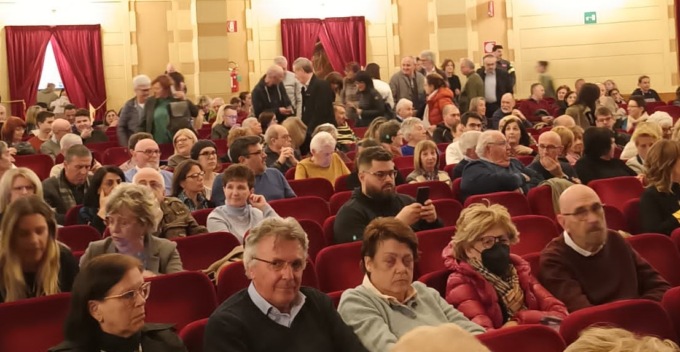 Successo al Civico per “Funeral Home”