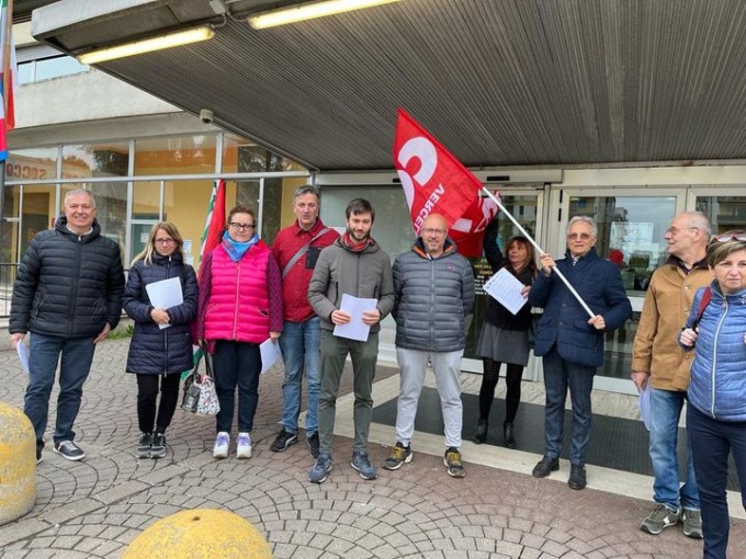 Sindacati in presidio per il disservizio a livello provinciale del servizio sanitario