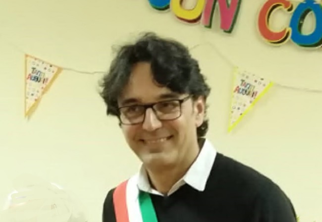 Caresana dà fiducia a Claudio Tamborino: superato il quorum