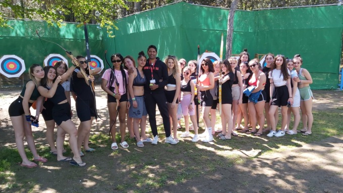 Gli allievi dell’istituto Cavour al “Beach & Volley School” di Bibione