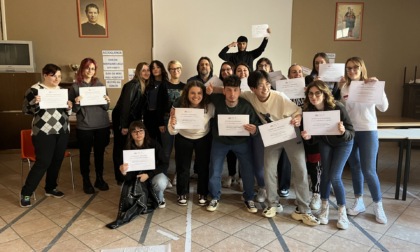 Asl Vercelli: le manovre salvavita spiegate a 450 studenti delle superiori