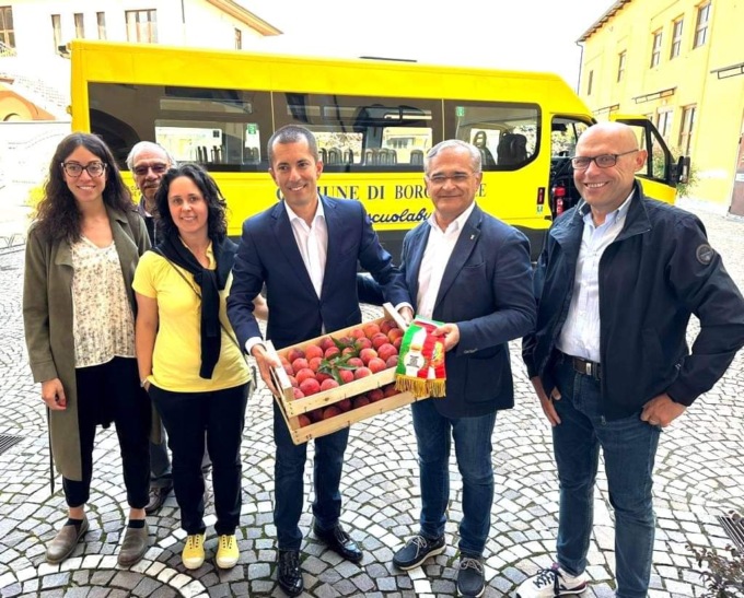 Taglio del nastro per lo scuolabus di Borgo d’Ale – FOTOGALLERY