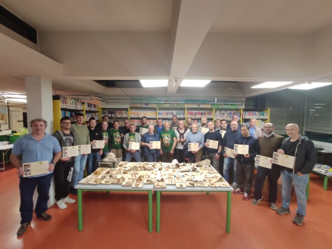 Alla scoperta dei funghi con il Gruppo micologico santhiatese