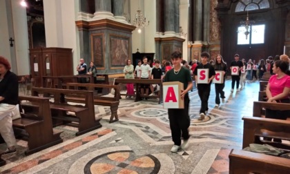 Messa degli esami: tanti studenti presenti in Duomo